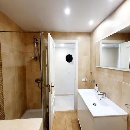 Апартаменти Marina Tower